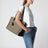 Borsa shopping Londra grande in tessuto GG beige sabbia