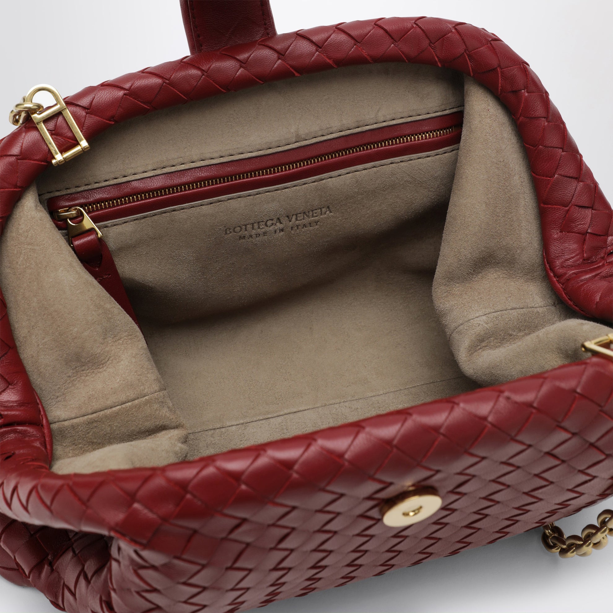 Kleine Lauren 1980 Clutch aus Lammleder in Lava Red