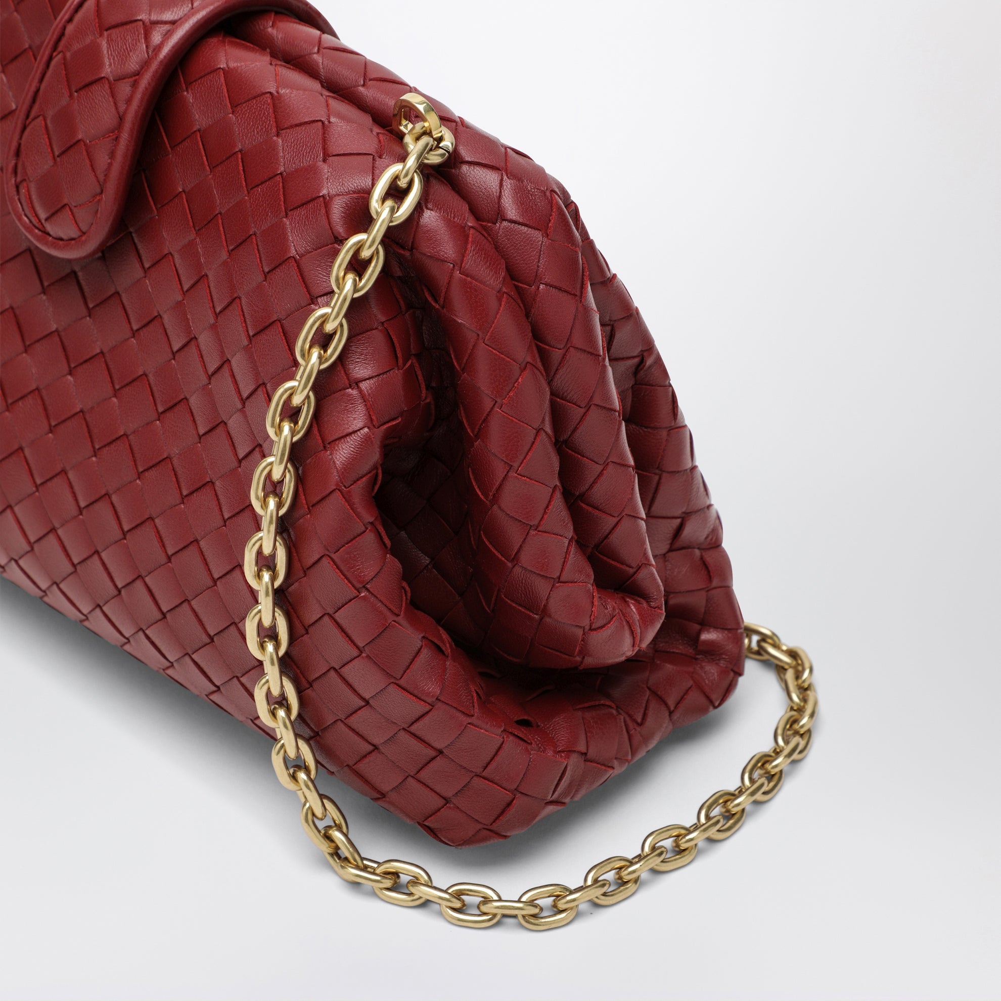 Kleine Lauren 1980 Clutch aus Lammleder in Lava Red
