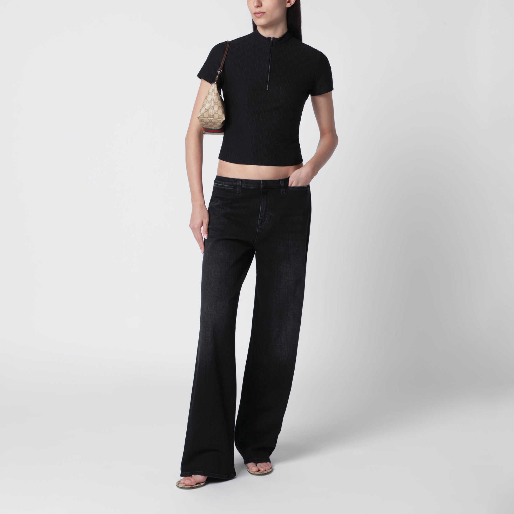 Gerade Jeans aus Stretch-Baumwolldenim in Schwarz