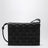 Borsa messenger Orto in pelle di vitello intrecciata nera