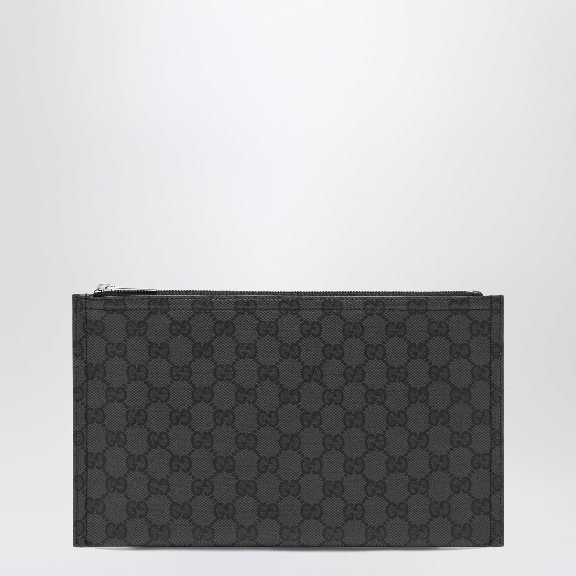 Pochette media Gucci Essence Classic in tela rivestita GG nera