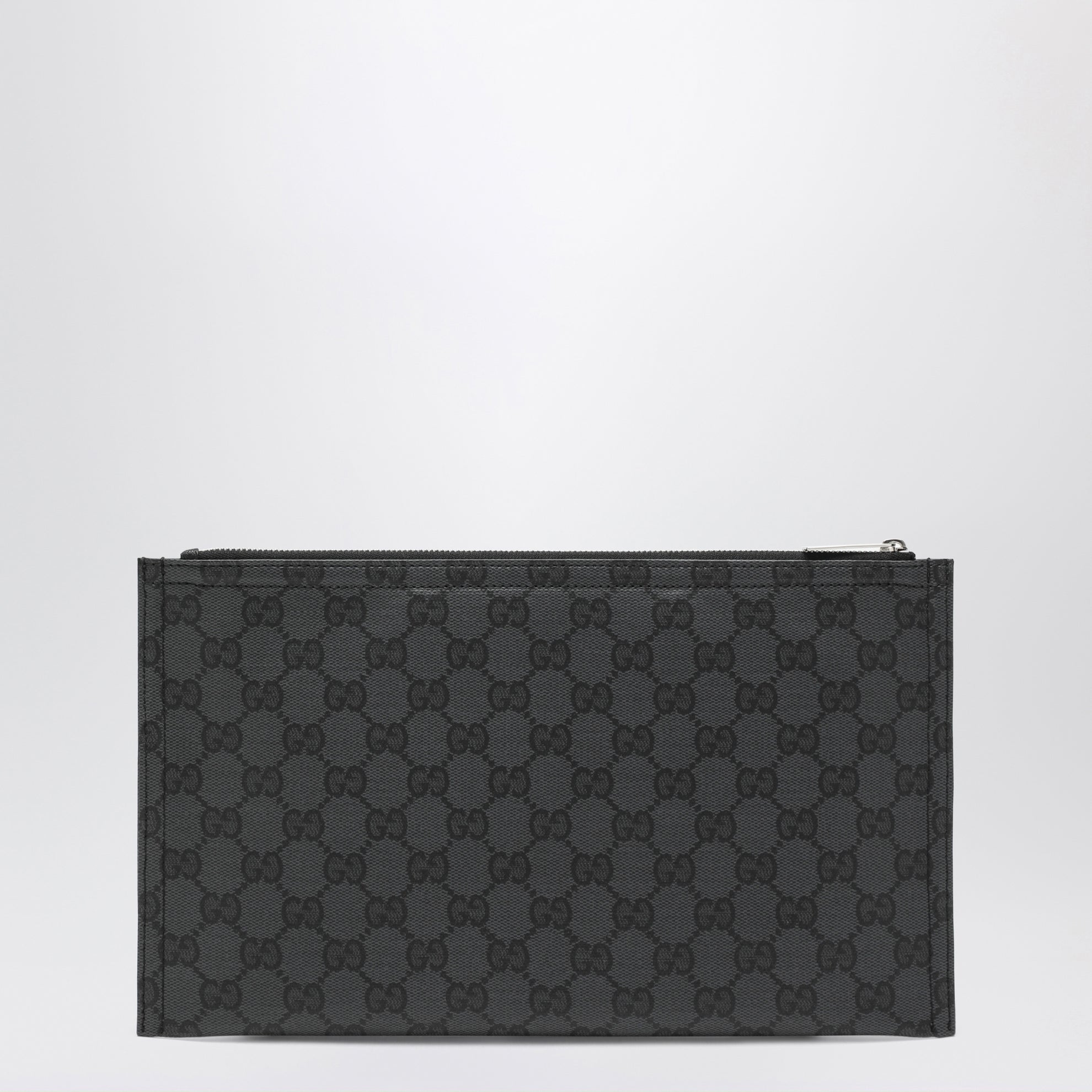 Pochette media Gucci Essence Classic in tela rivestita GG nera
