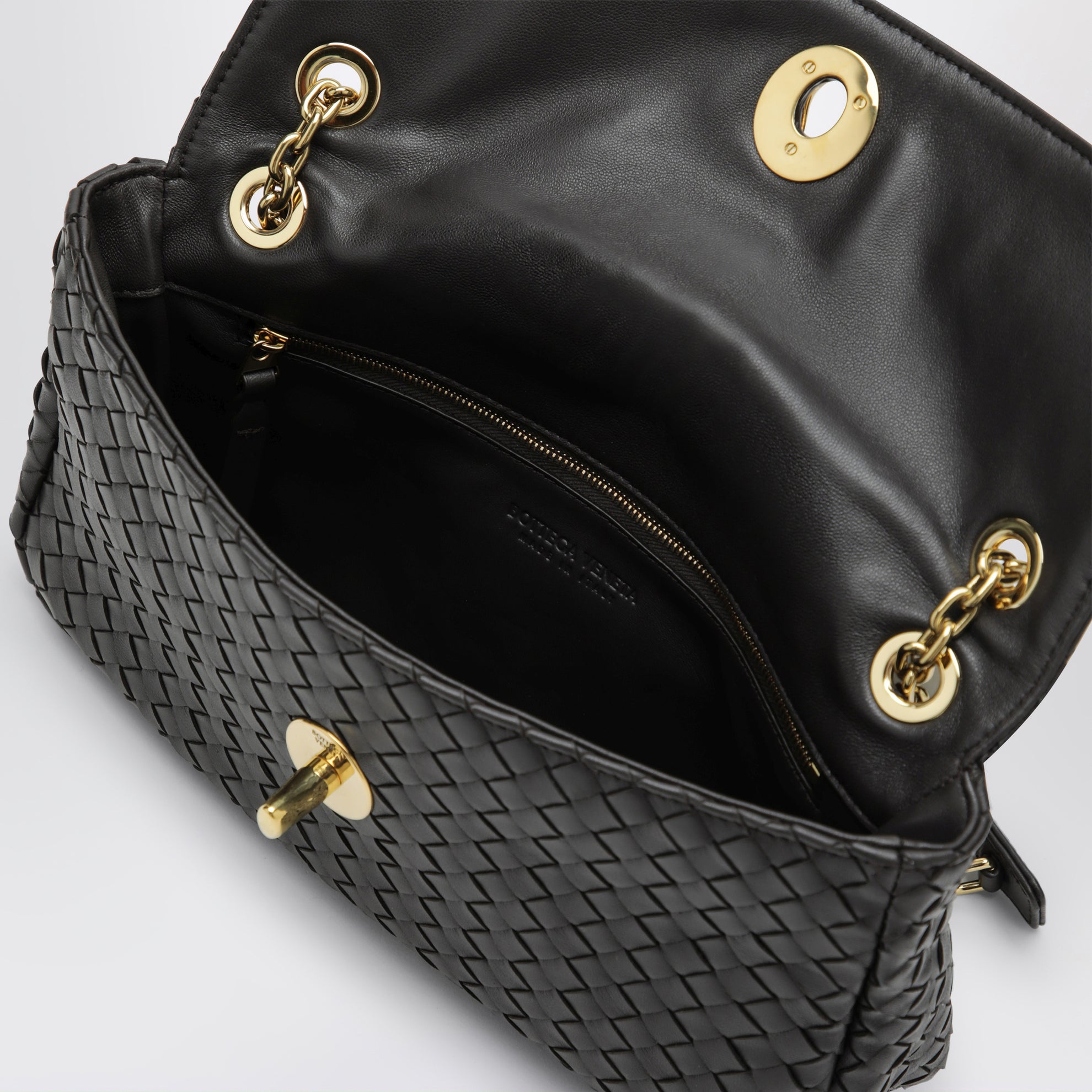 Schultertasche Madison aus Lammleder in Espresso