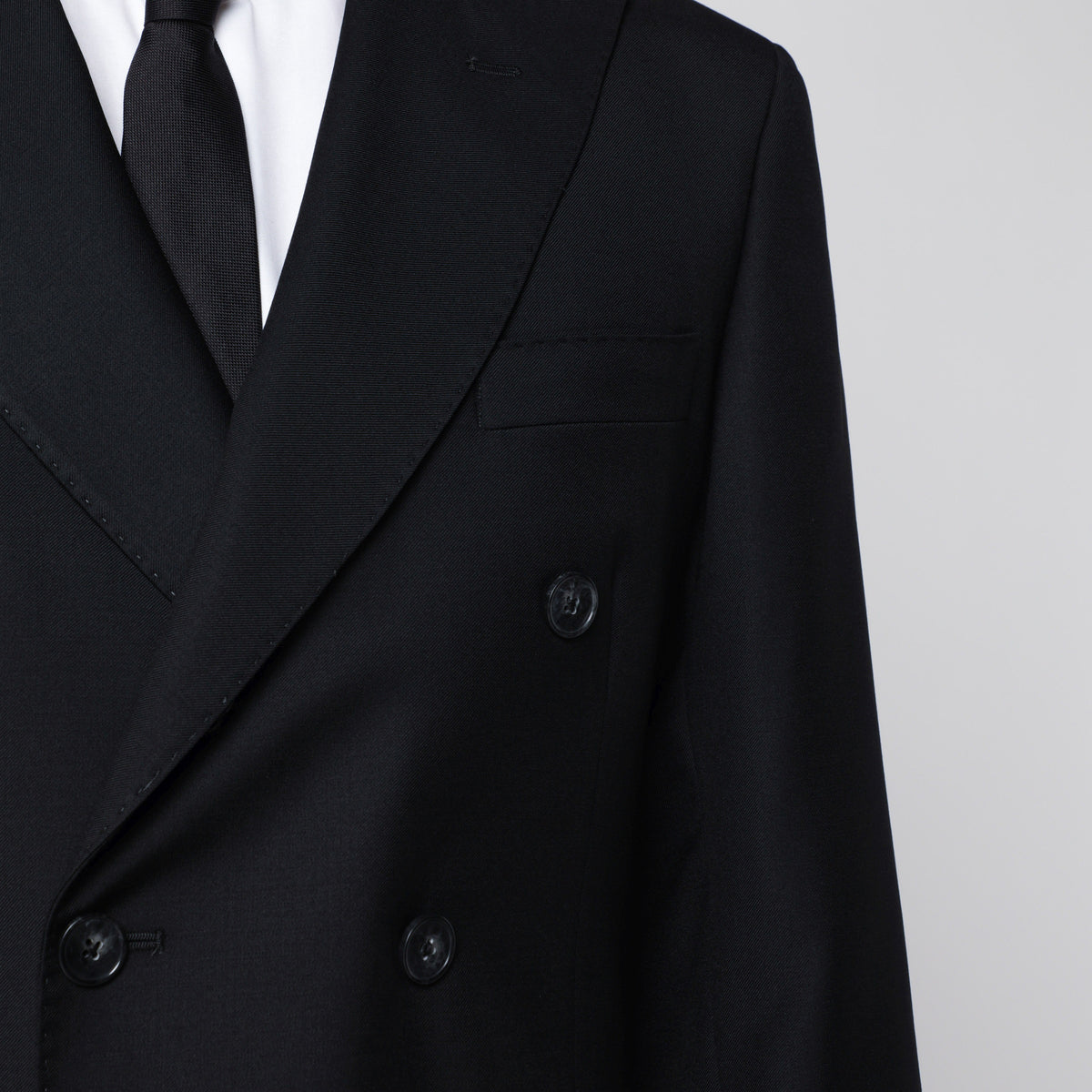 Black double-breasted suit in wool