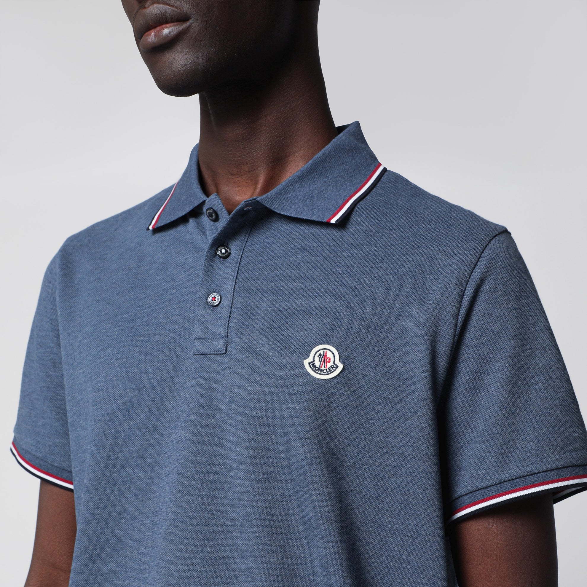 Polo a manica corta blu chiara