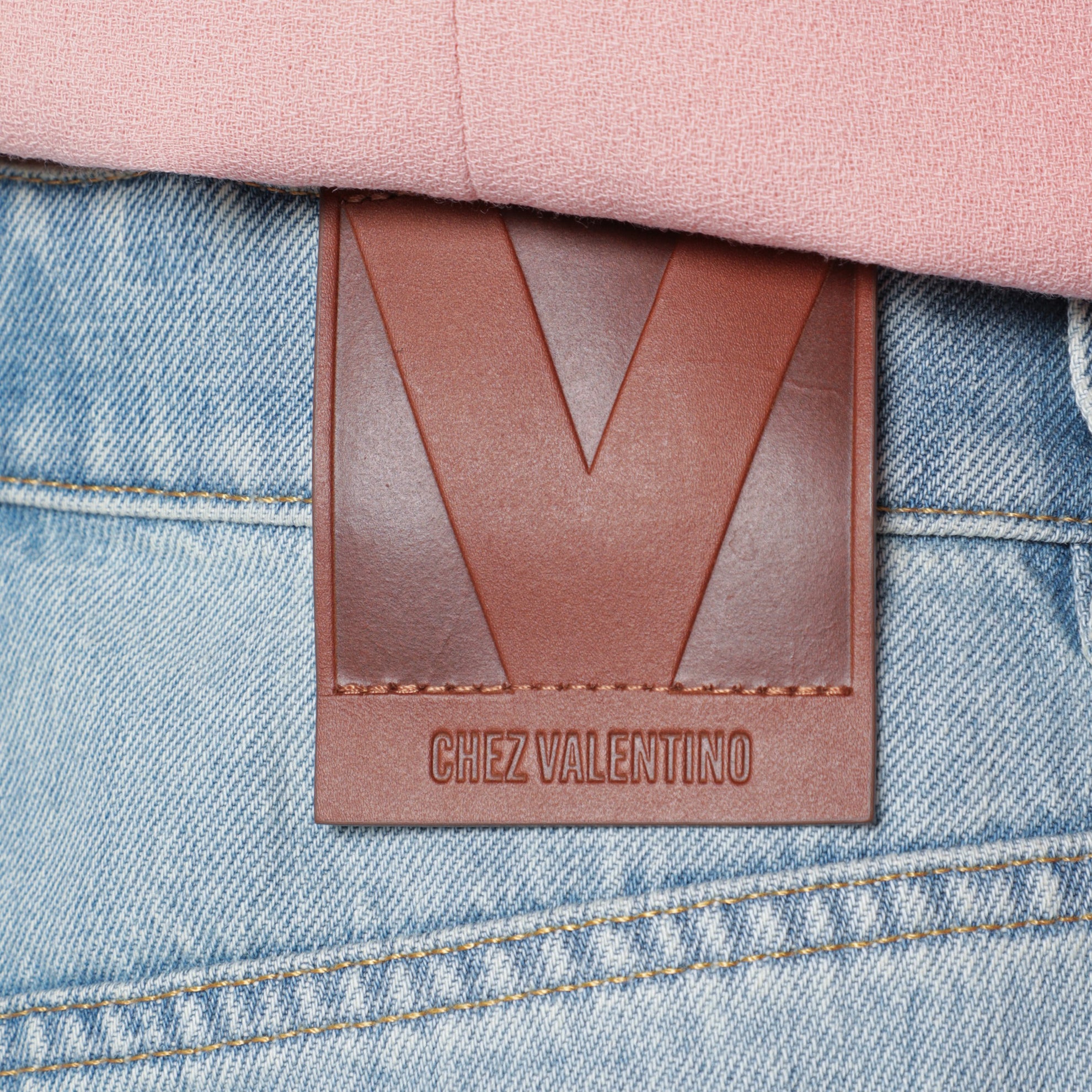 Jeans aus hellblauem Baumwoll-Denim