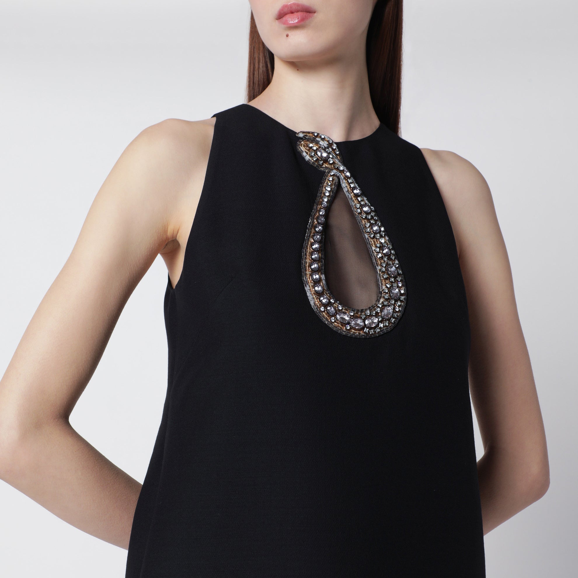 Short embroidered crepe couture dress