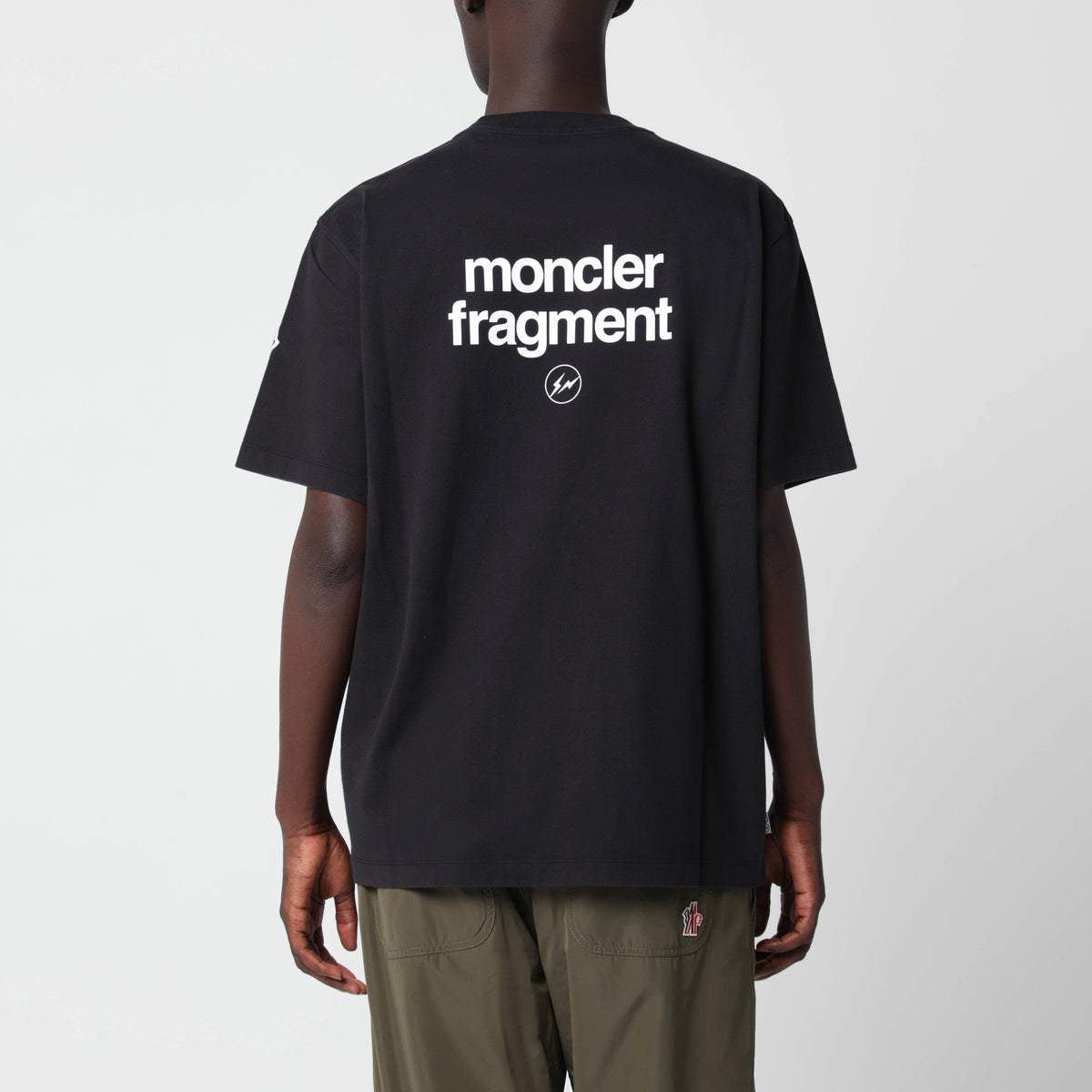 T-shirt con logo nera in cotone