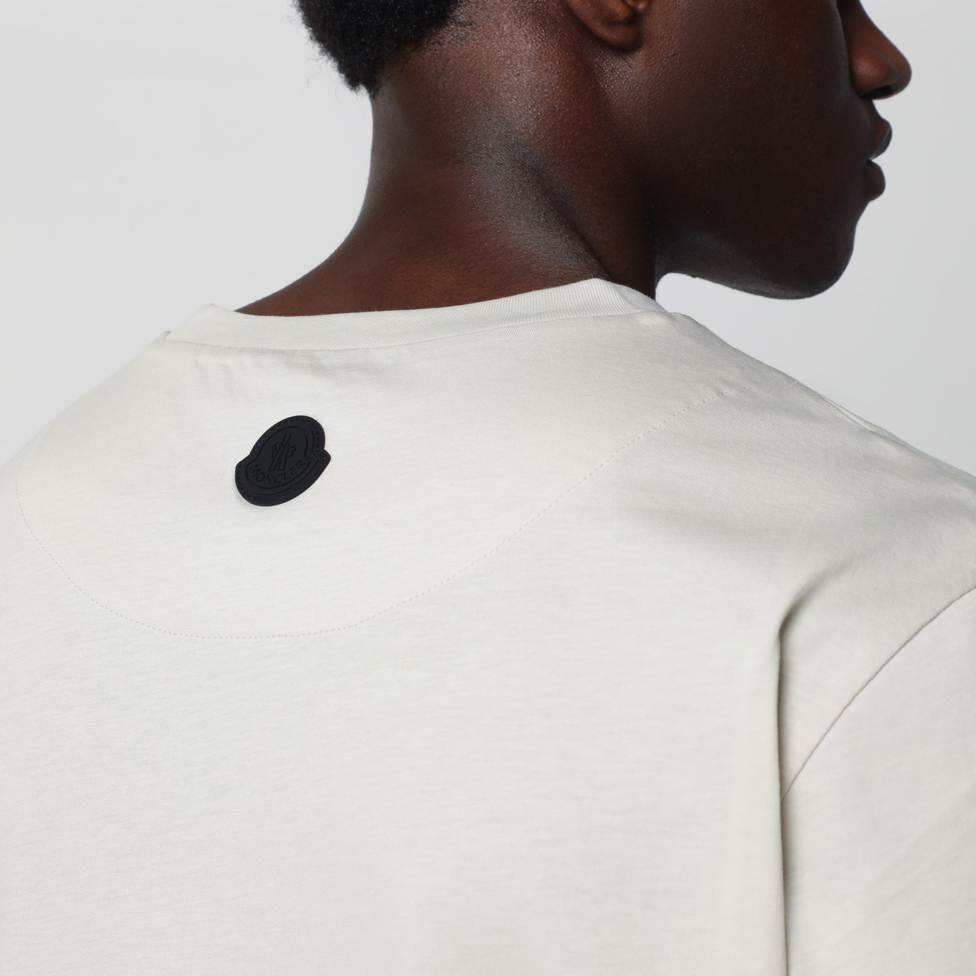 T-shirt beige en coton avec logo brodé