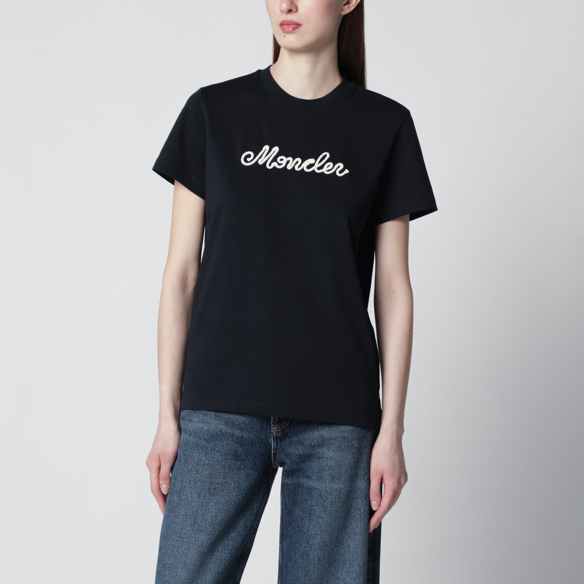 Marineblaues T-Shirt mit Logo-Stickerei