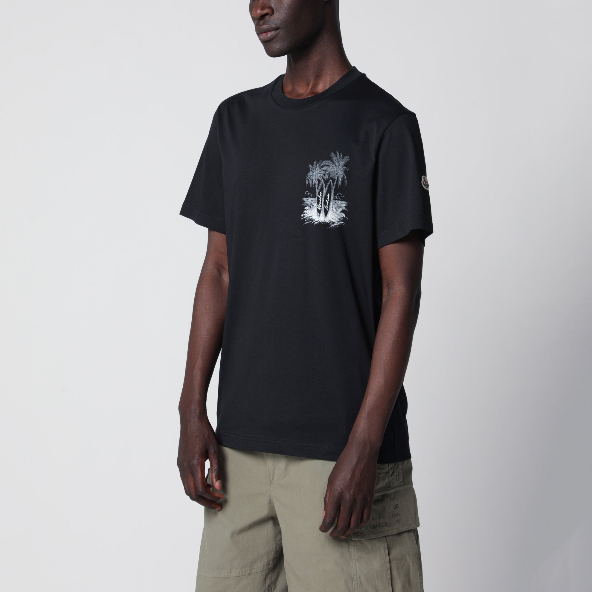 T-shirt blu navy con stampa logo
