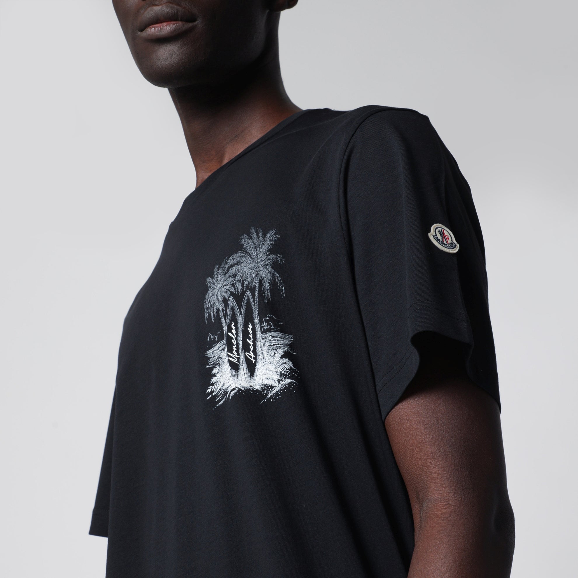 T-shirt blu navy con stampa logo
