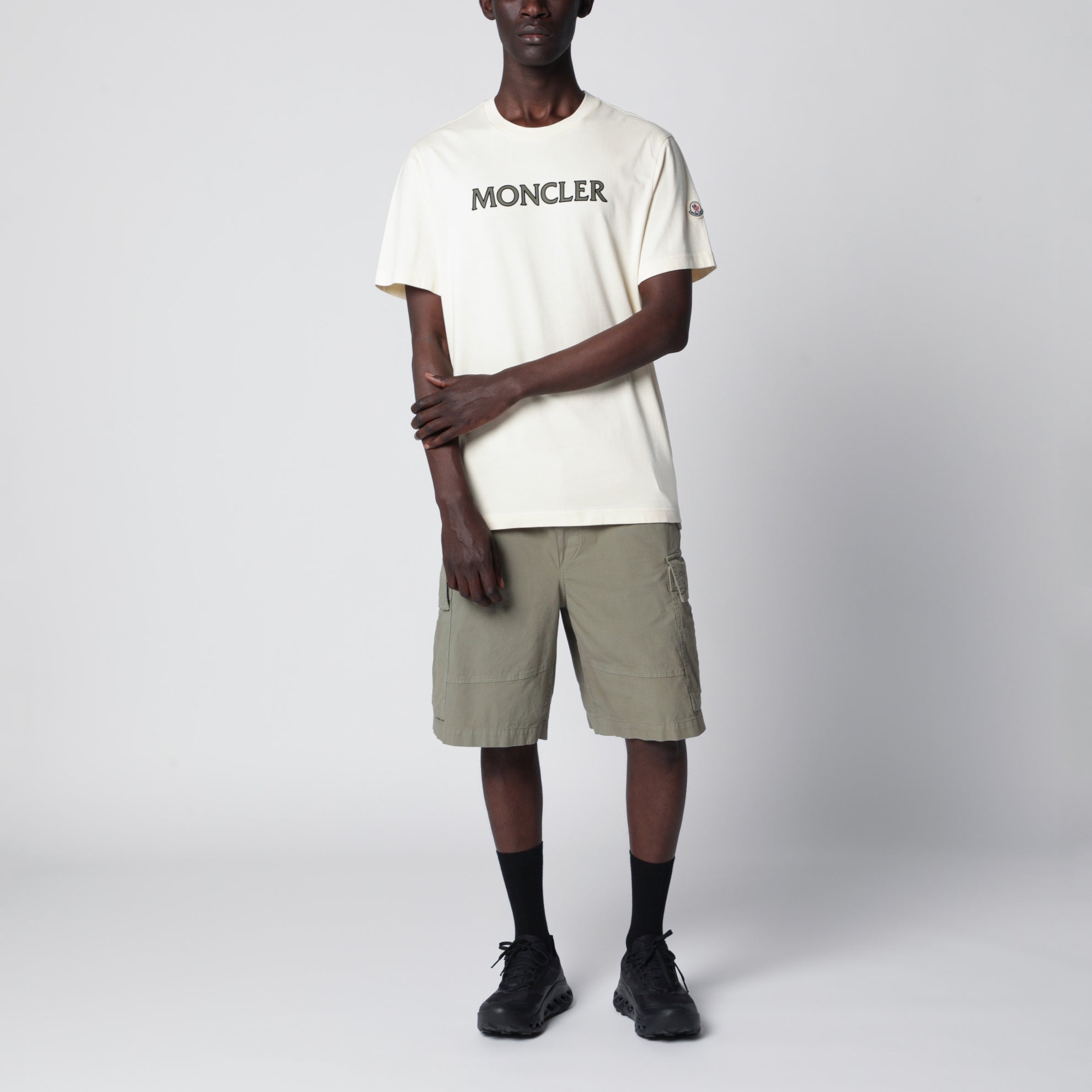 T-shirt avorio con stampa logo