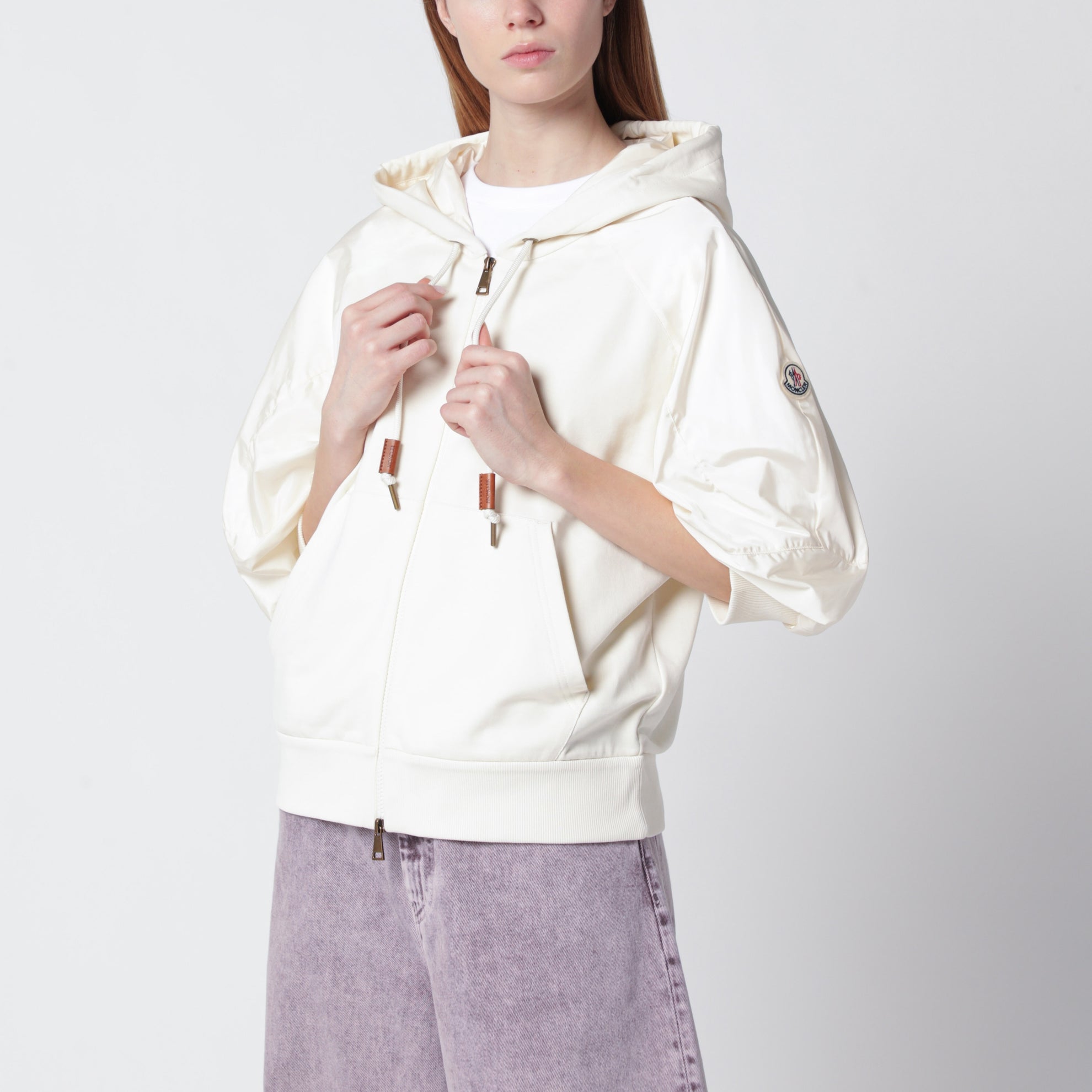 White short-sleeve jersey sweatshirt