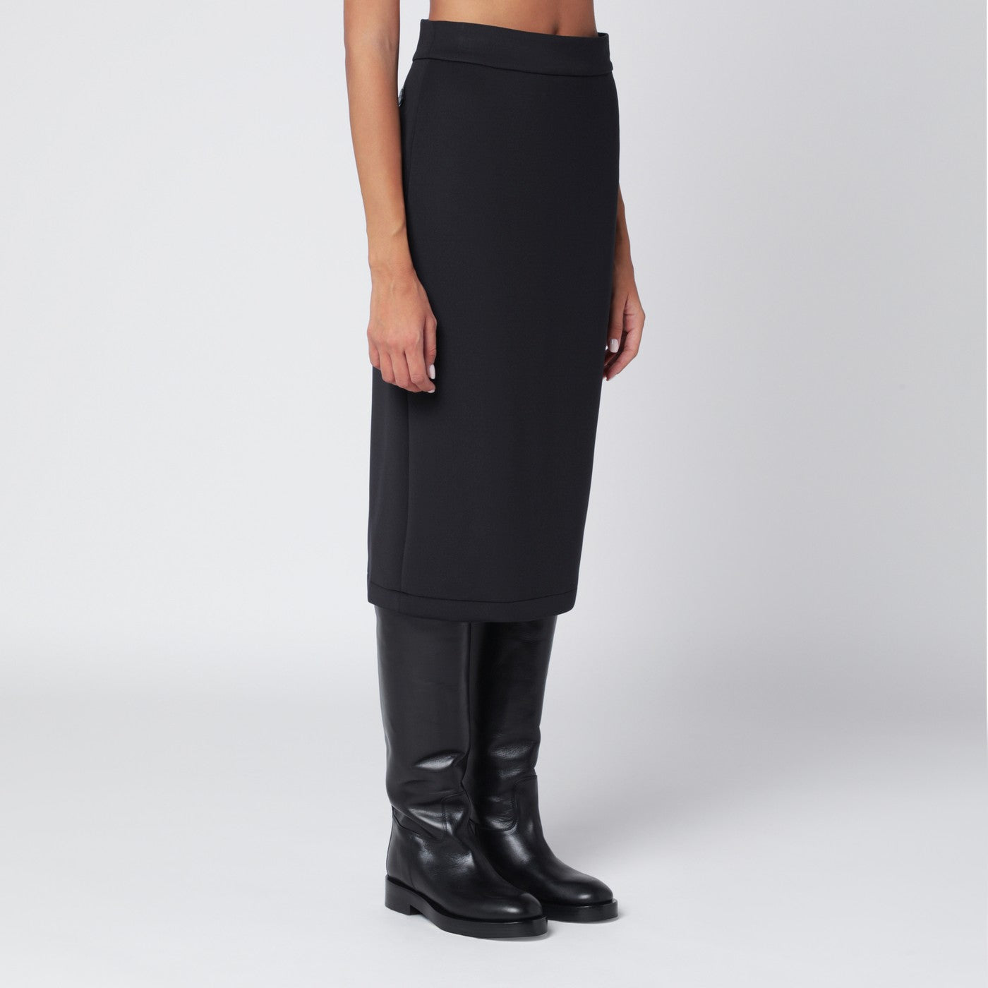 Black pencil skirt