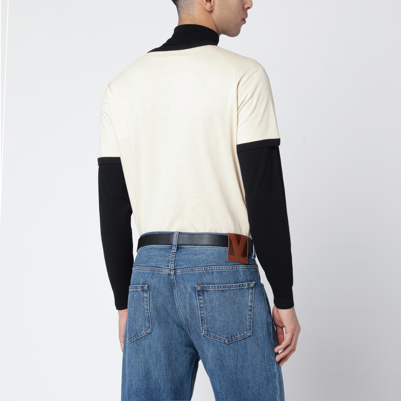 T-shirt color burro con stampa Panther