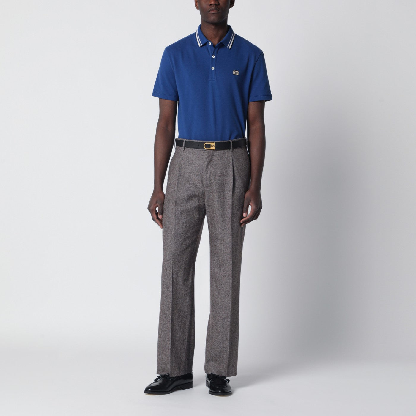 Polo bleu avec patch Vlogo
