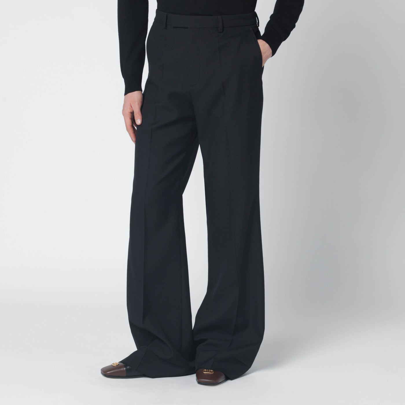 VALENTINO ブラック スラックス 36 Valentino Black wool-blend trousers | TheDoubleF
