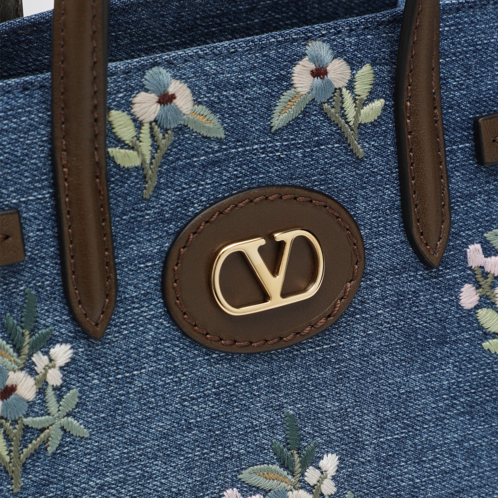 Borsa shopping Antibes piccola in denim ricamato