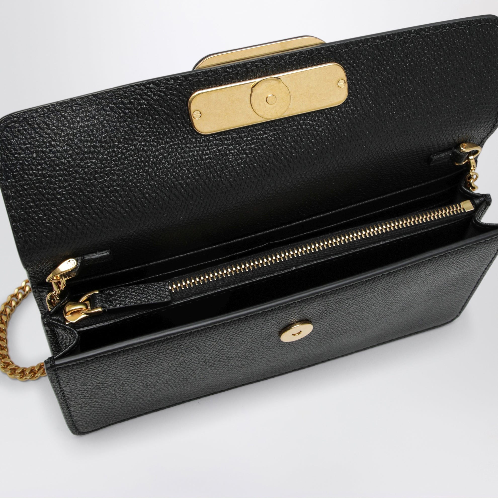 VLogo Signature chain wallet in black leather