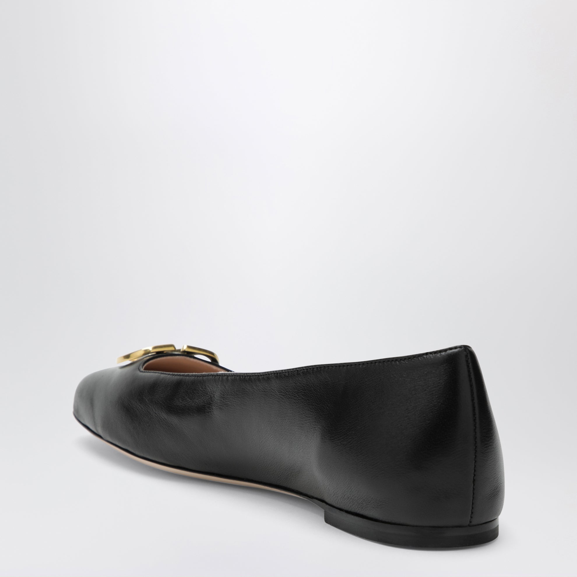 Black VLogo Signature ballerina flats in nappa leather
