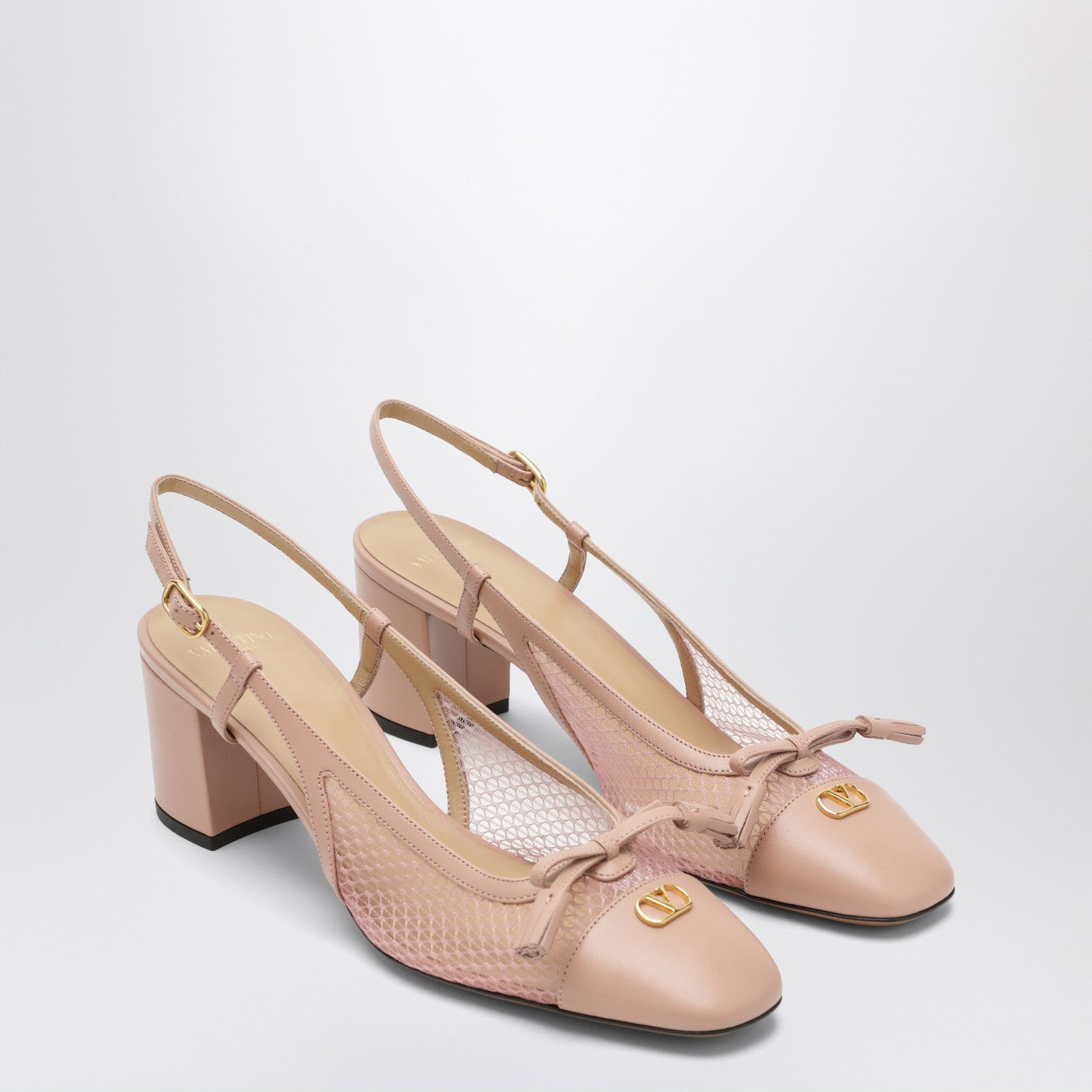 Valet Du Roi pink slingback pumps