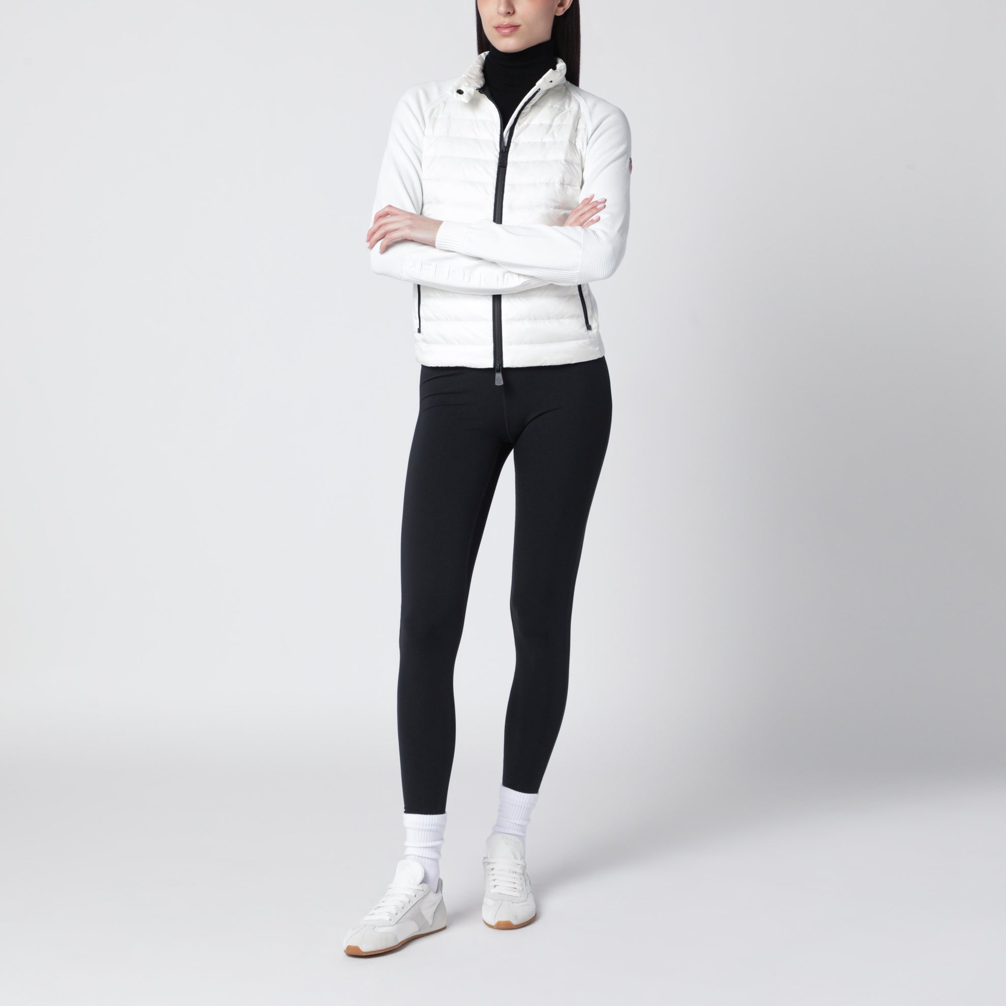 White Day-Namic padded cardigan