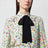 Blusa multicolore in seta con lavallière
