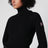 Schwarzer Rollkragenpullover aus Wolle