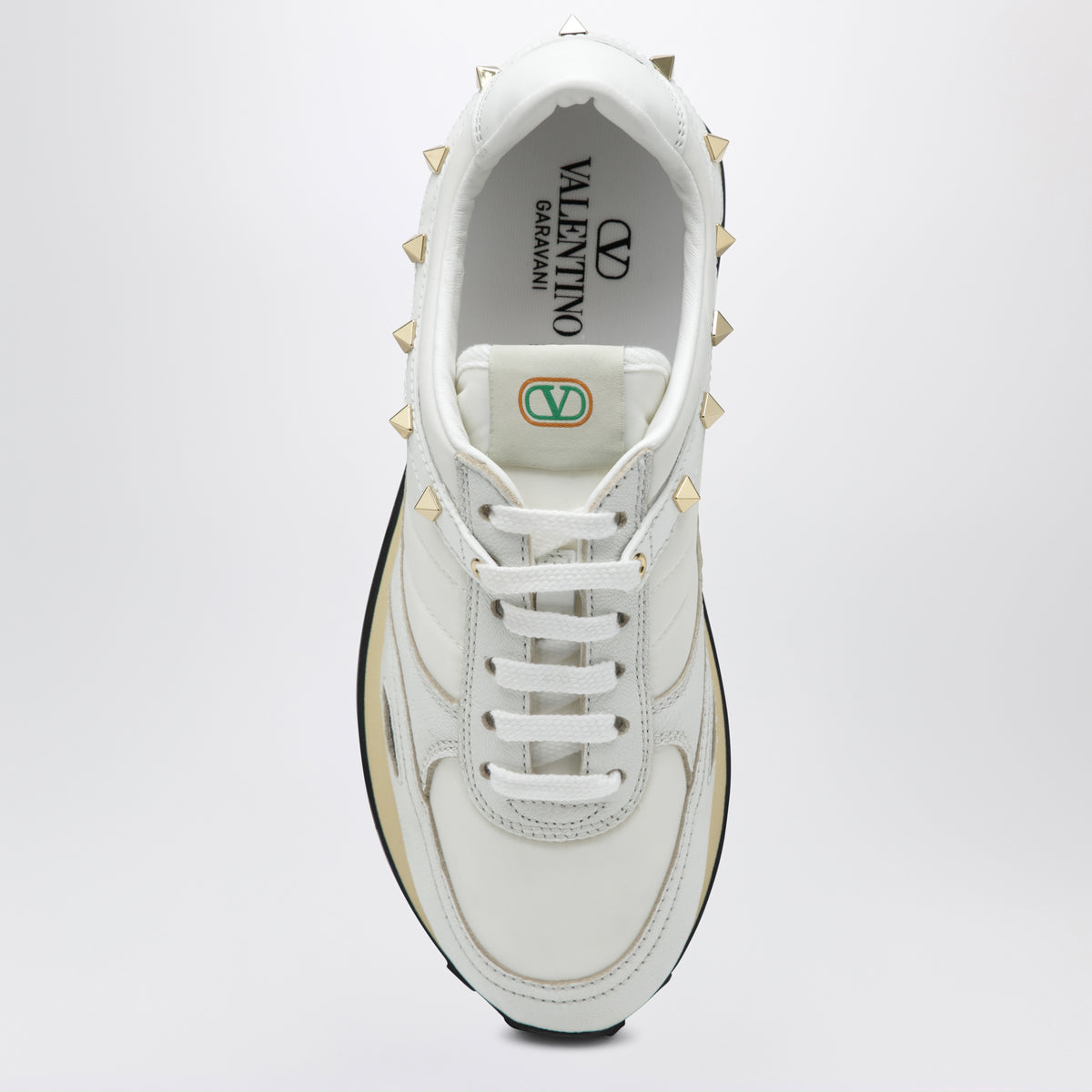 Sneaker Stud Up in Weiß aus Wildleder und Nylon