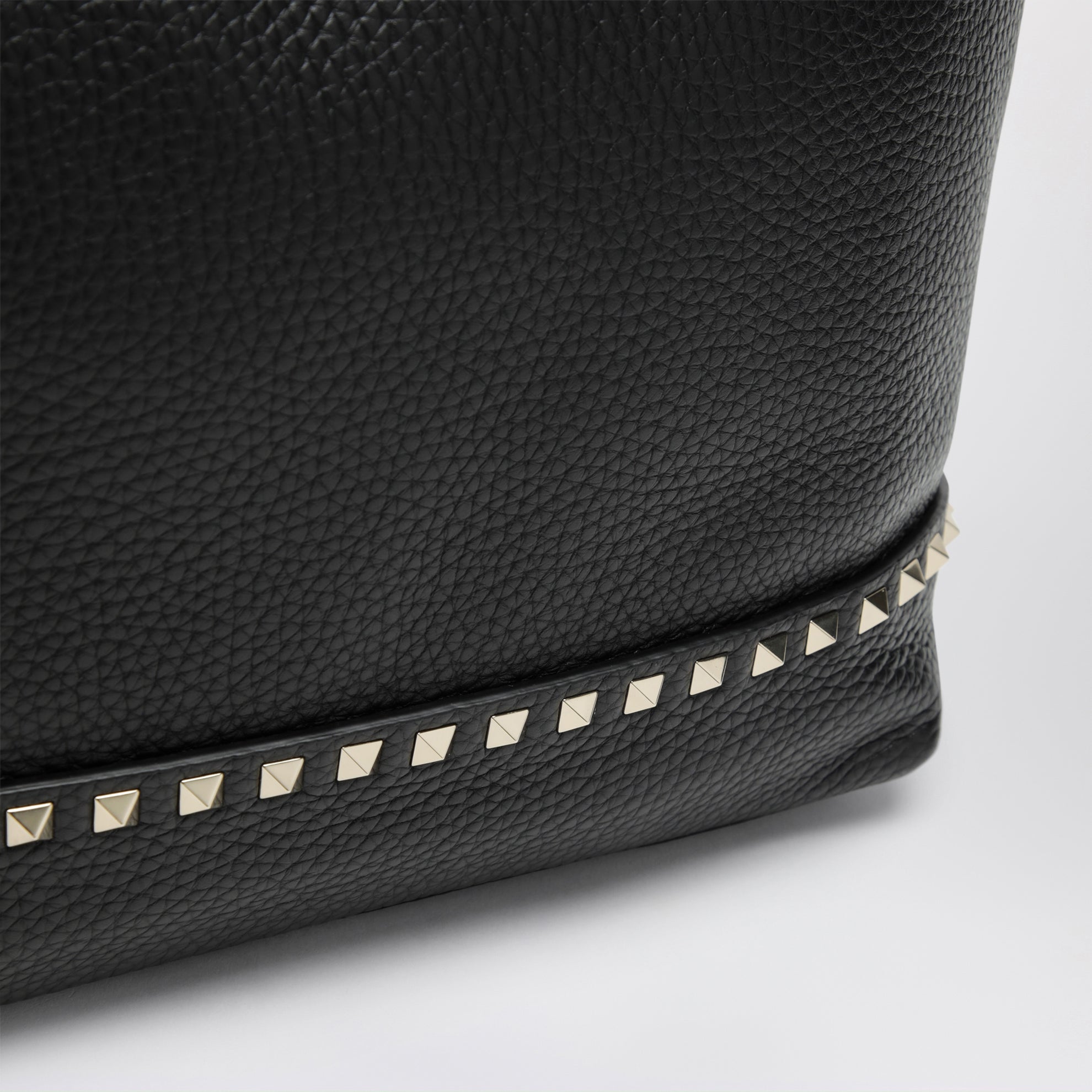 Medium Rockstud shopper bag in black leather