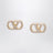 Goldfarbene VLogo Signature Ohrringe mit Swarovski-Kristallen