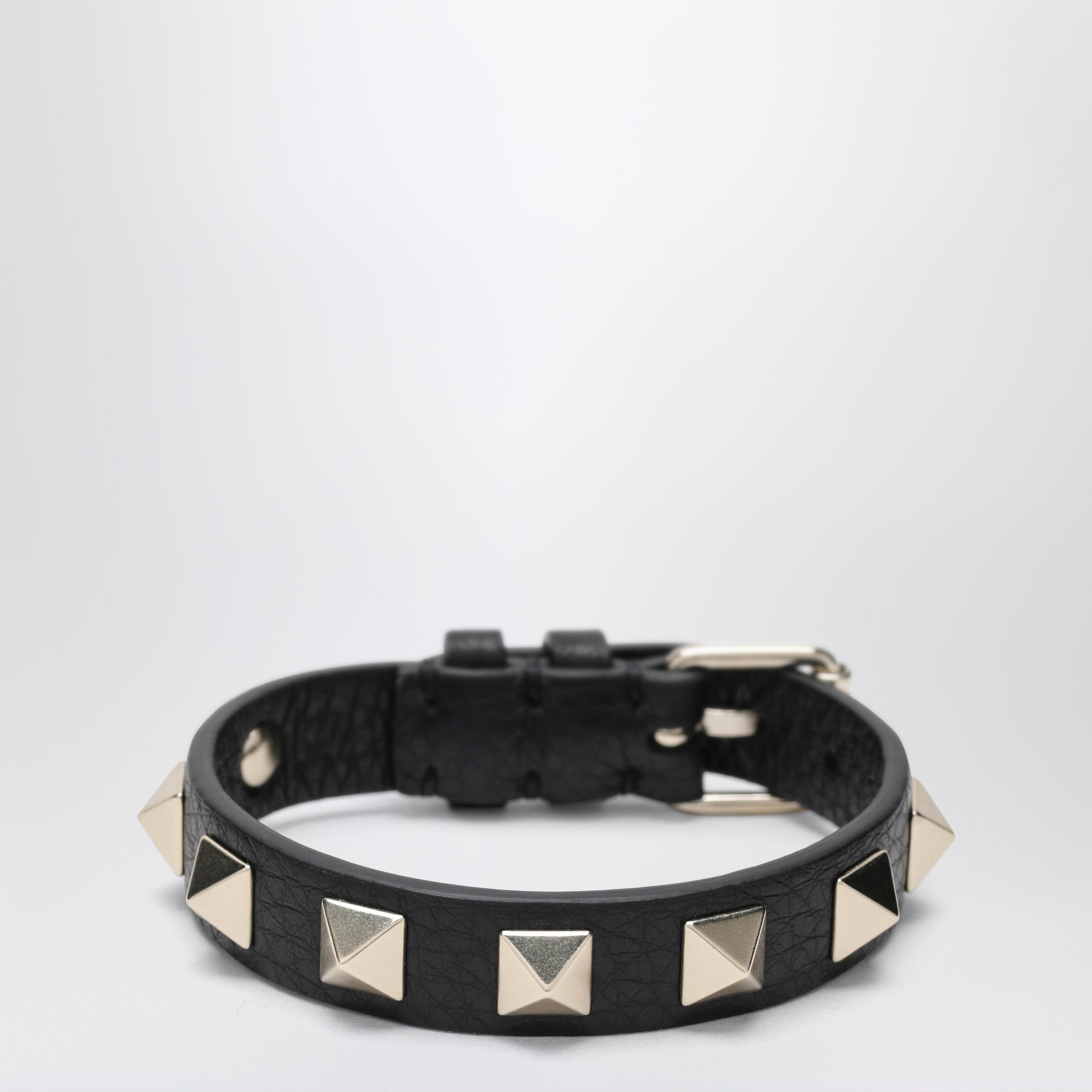 Black leather Rockstud bracelet with gold-tone studs