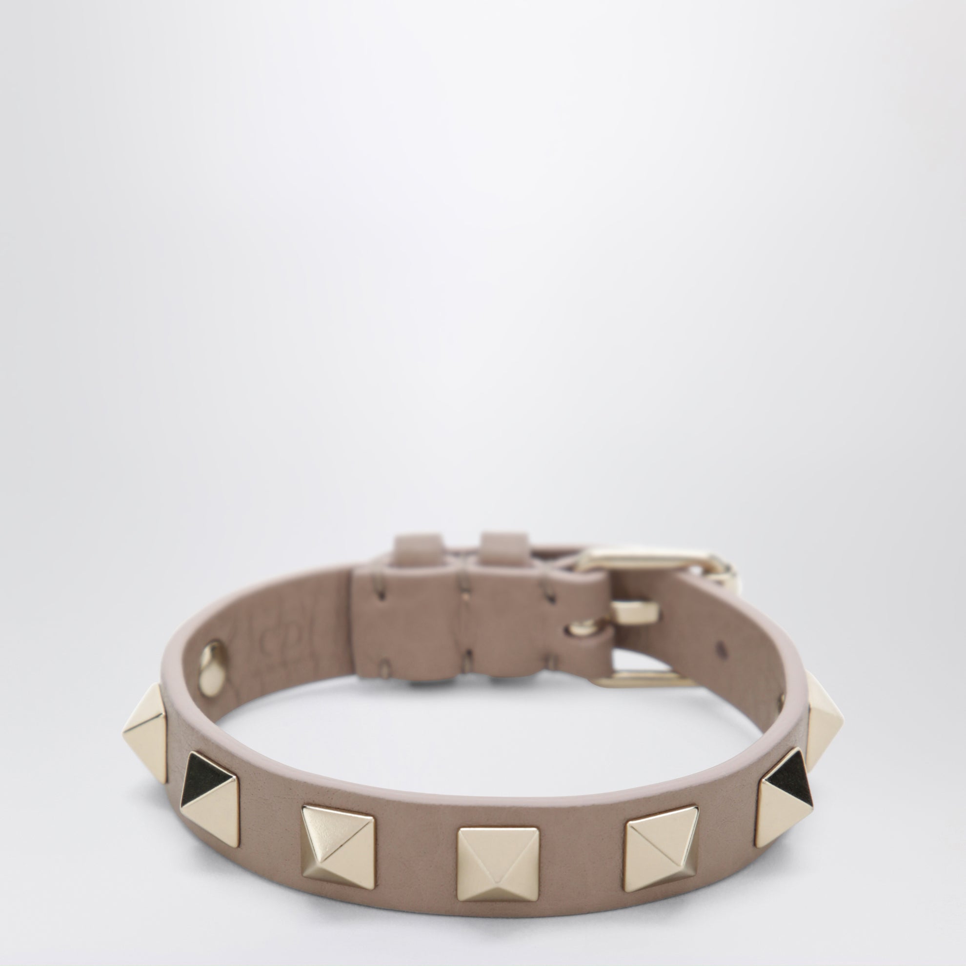 Bracciale Rockstud in pelle color cipria