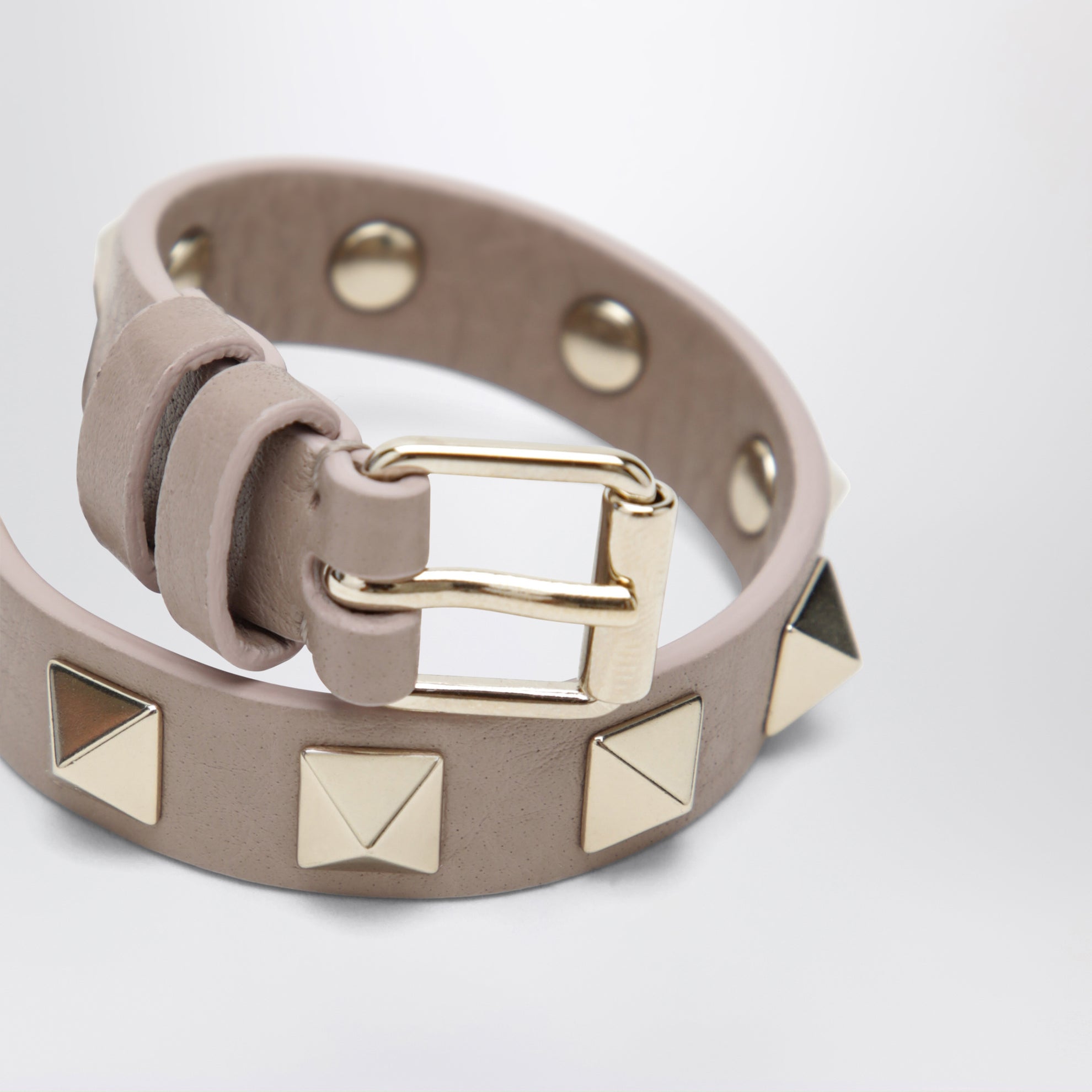Bracciale Rockstud in pelle color cipria