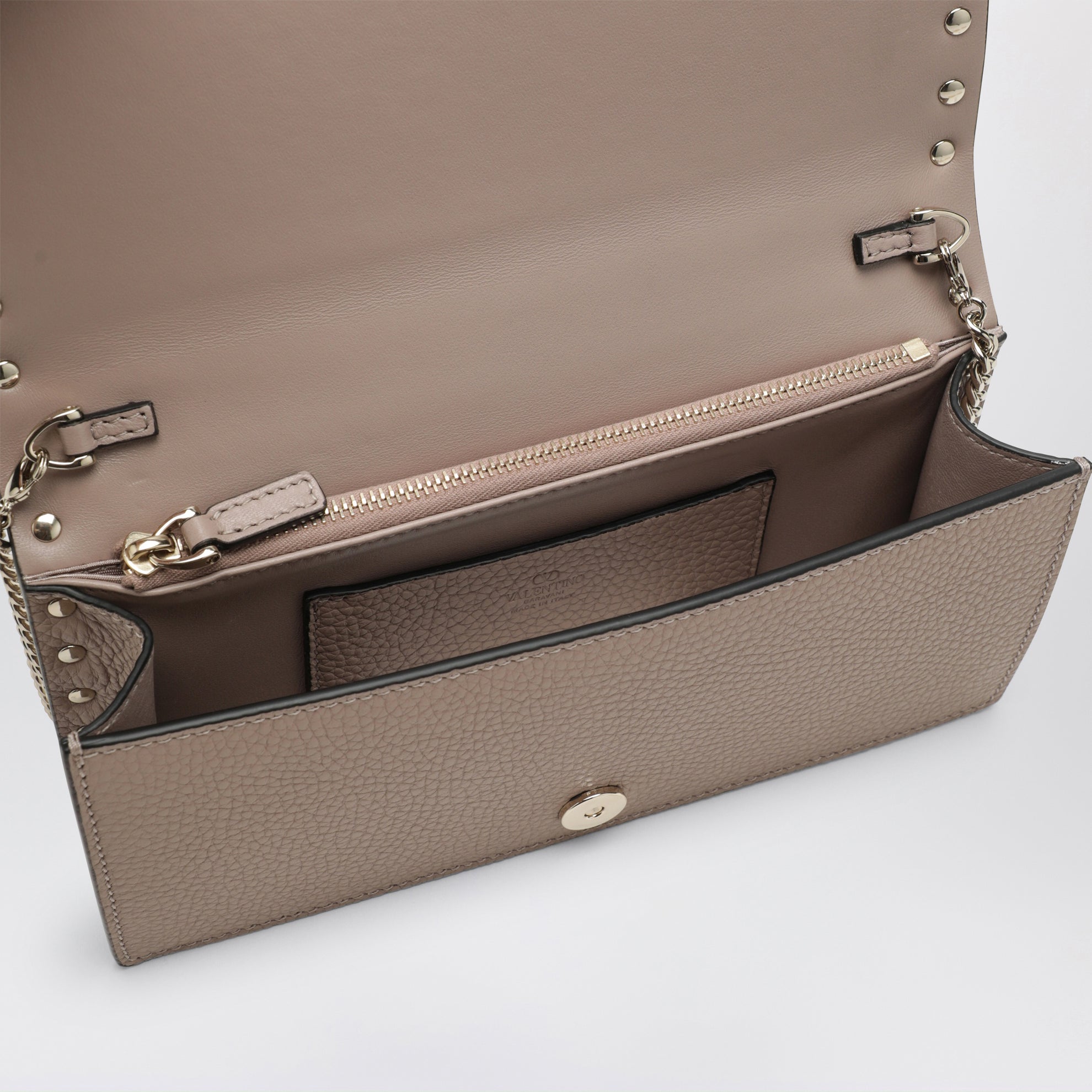 Rockstud pink powder chain wallet