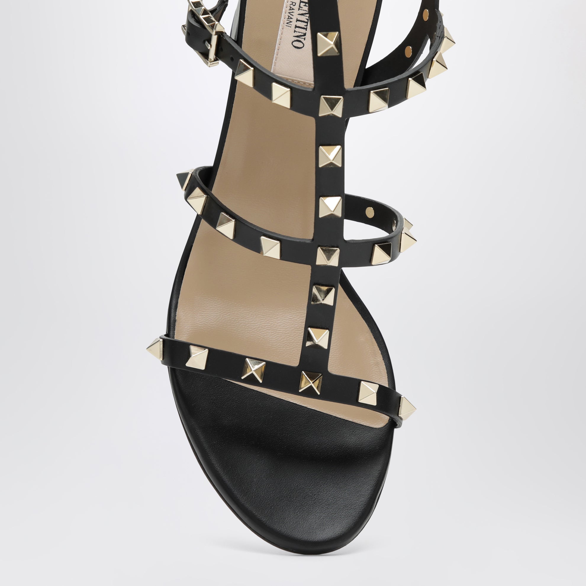 Rockstud Sandalen aus Kalbsleder in Schwarz