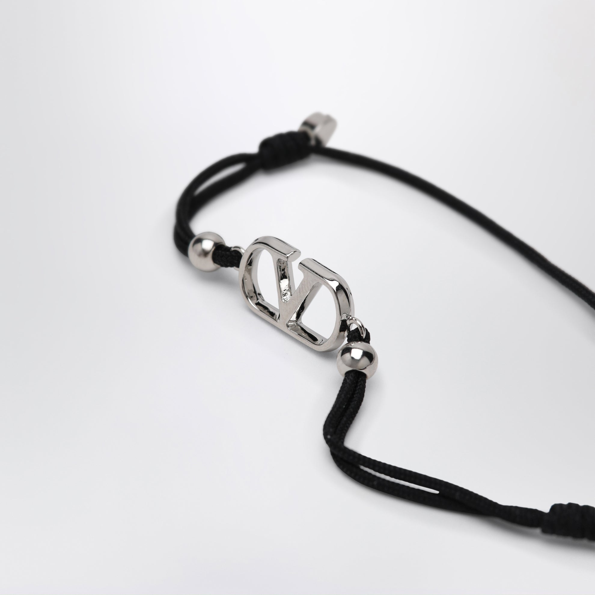 Bracciale VLogo Signature nero con cordino