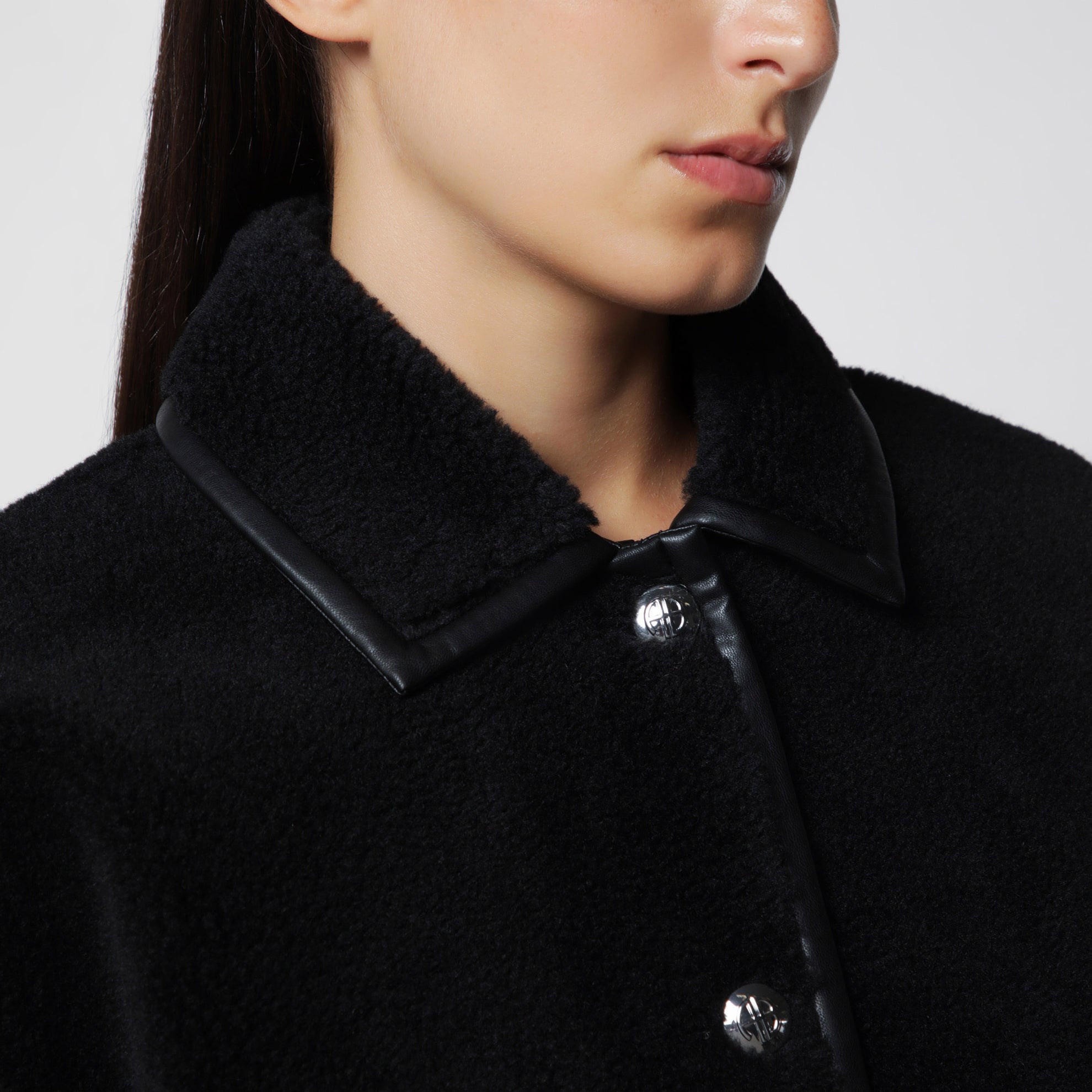 Black shearling-effect jacket