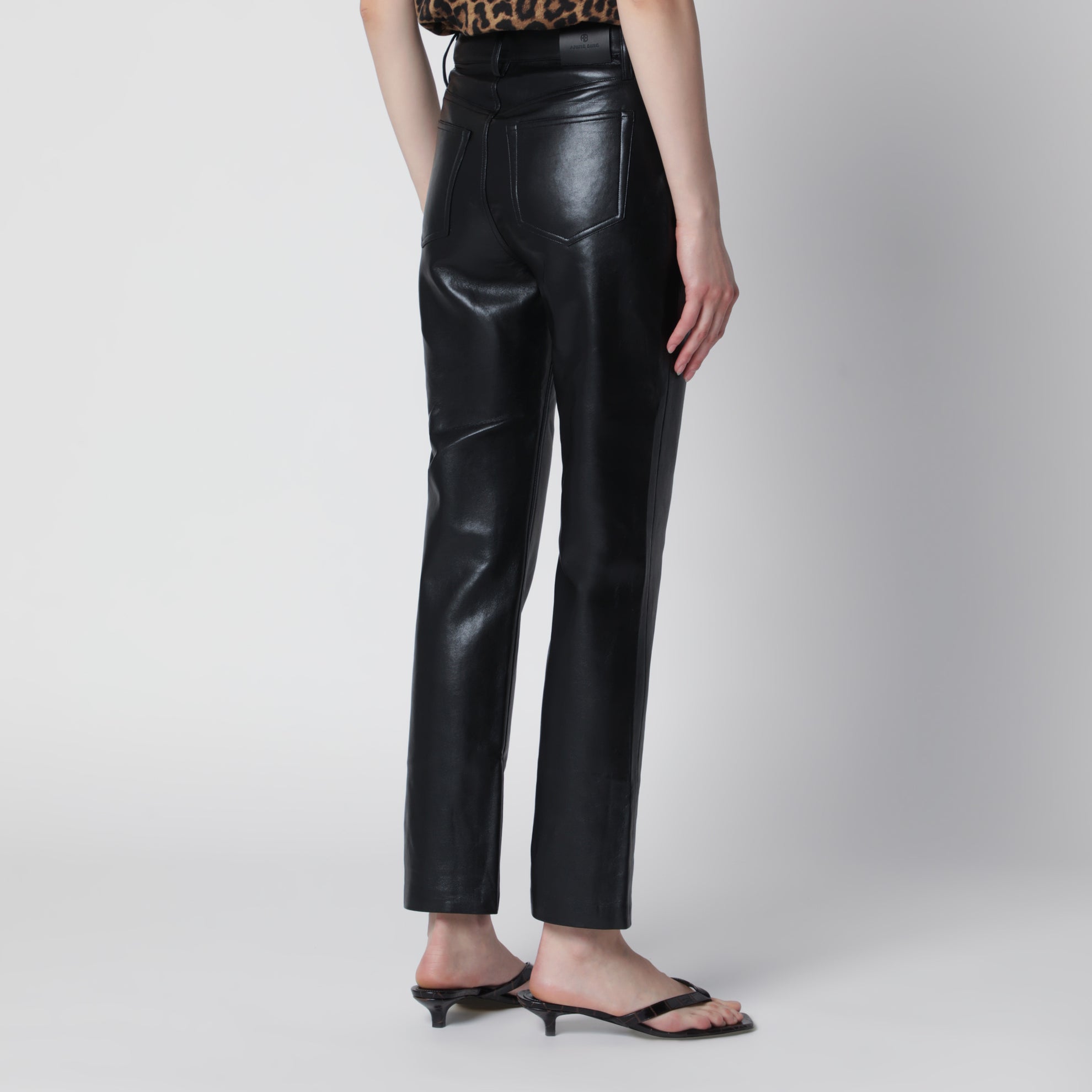 Schwarze Bruno Hose aus regeneriertem Leder