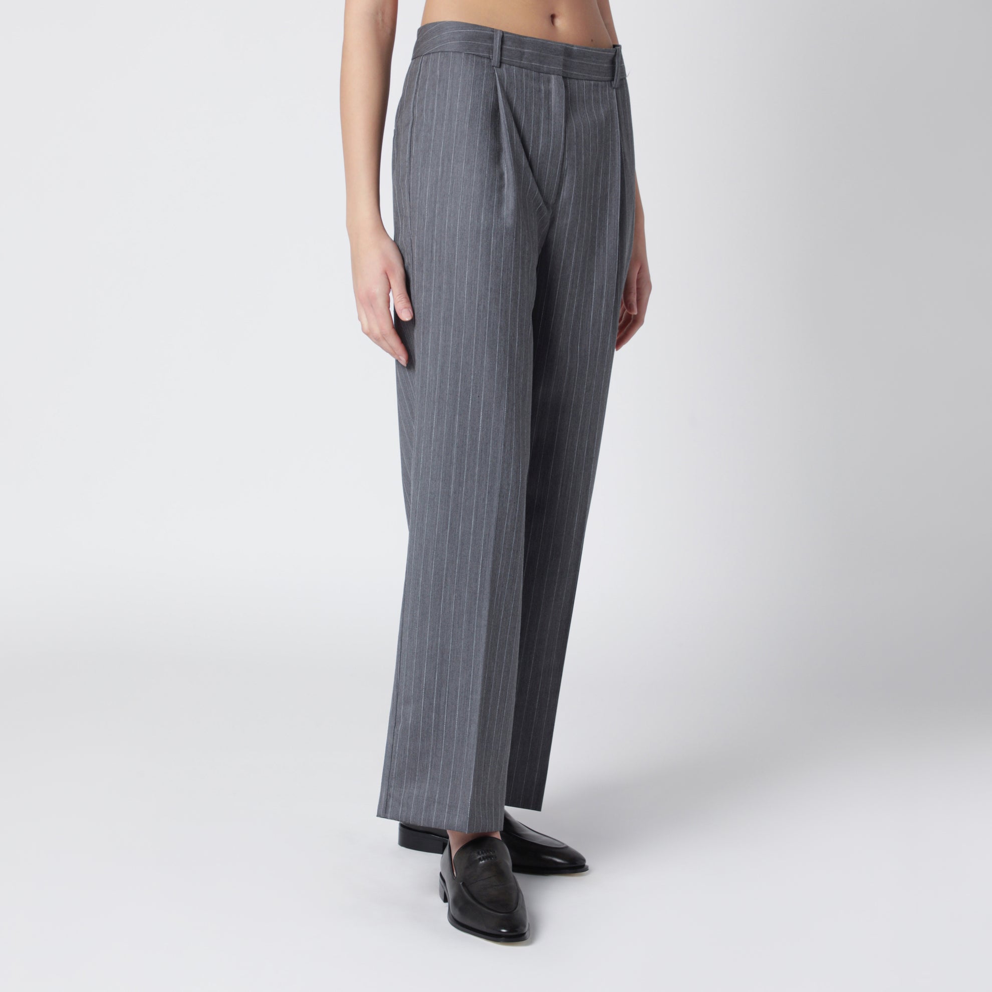 Trent cropped trousers in light grey fabric