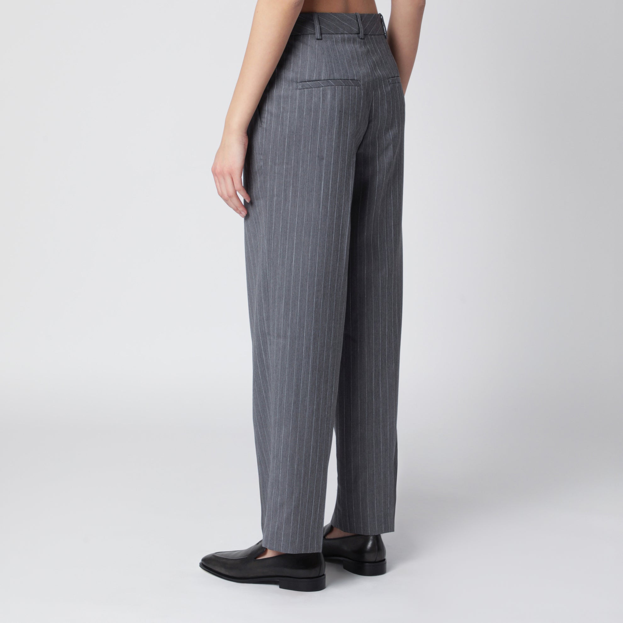 Trent cropped trousers in light grey fabric