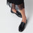 Schwarzer Shelby Rock aus Seidensatin