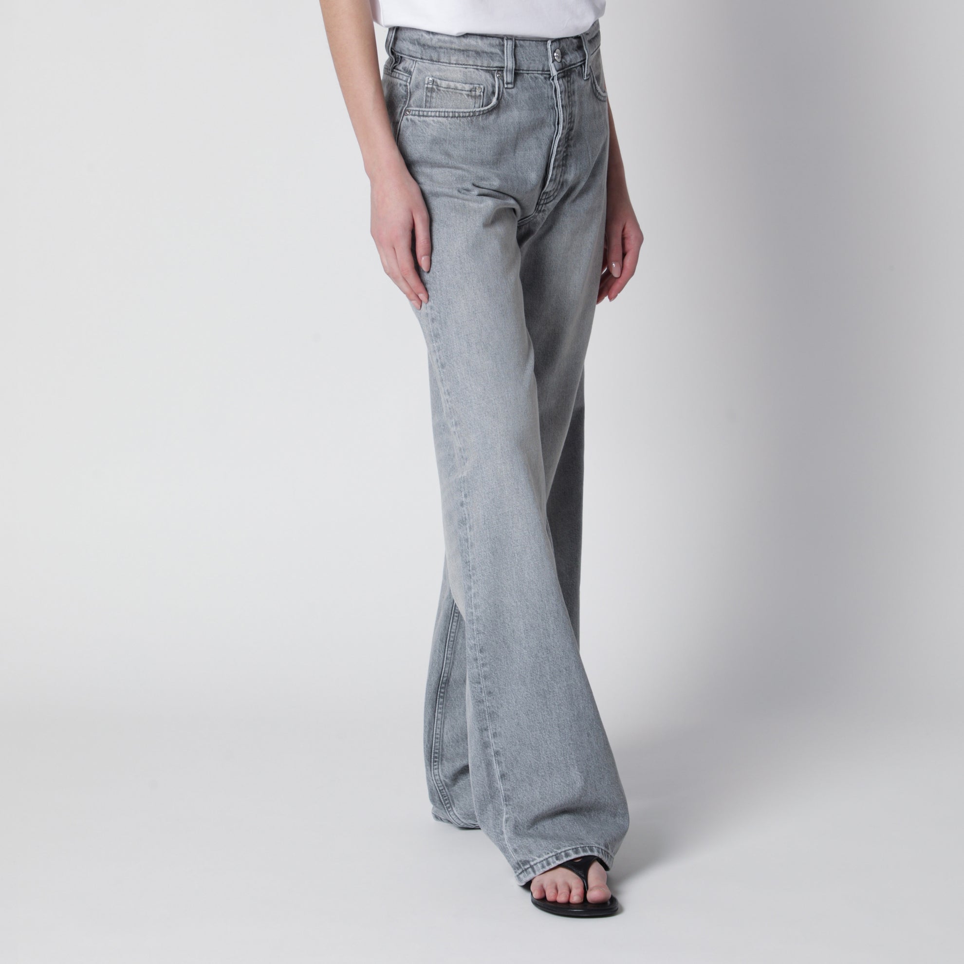 Jeans Hugh a vita alta in denim grigio chiaro