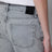 Jeans Hugh a vita alta in denim grigio chiaro