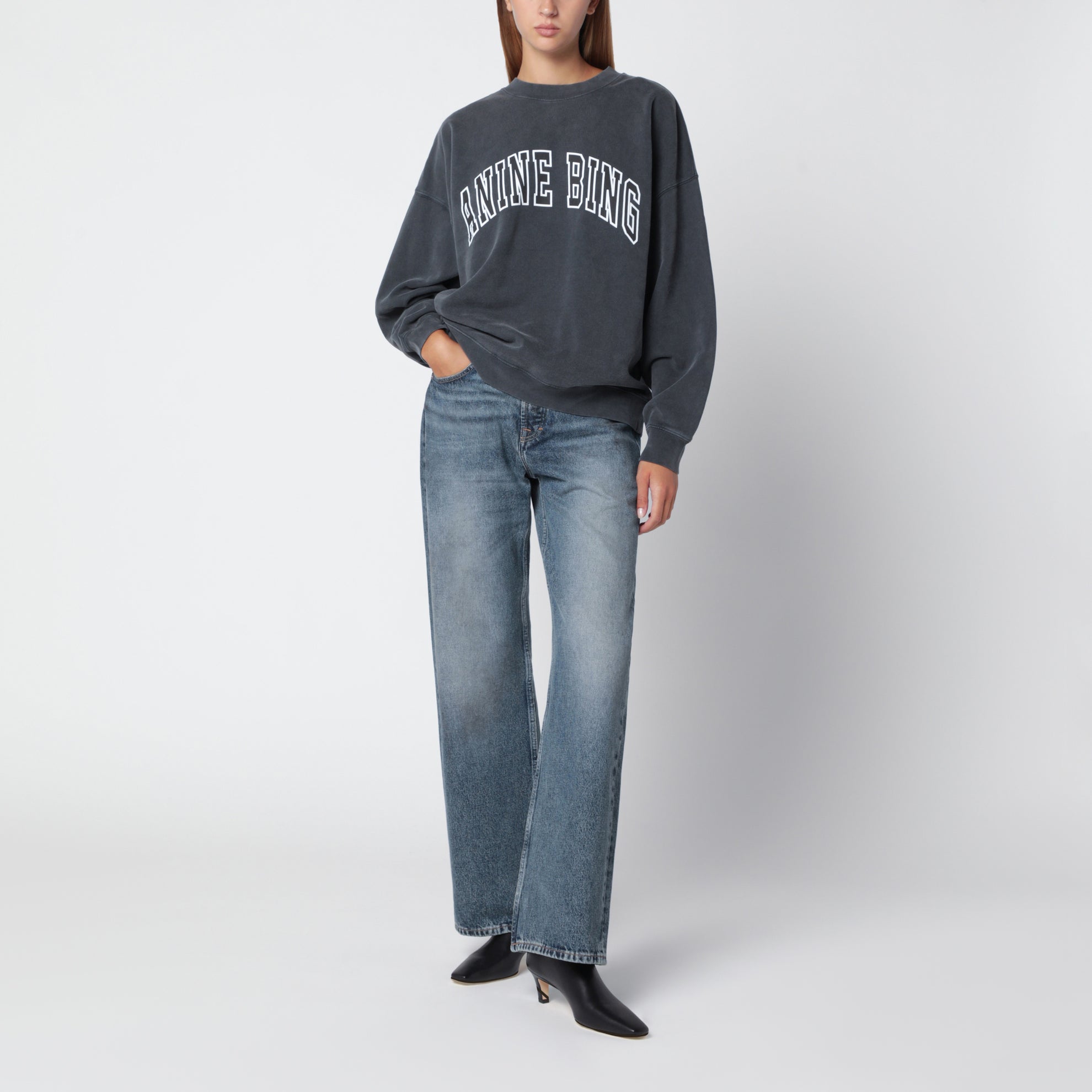 Felpa Miles nera slavata in cotone