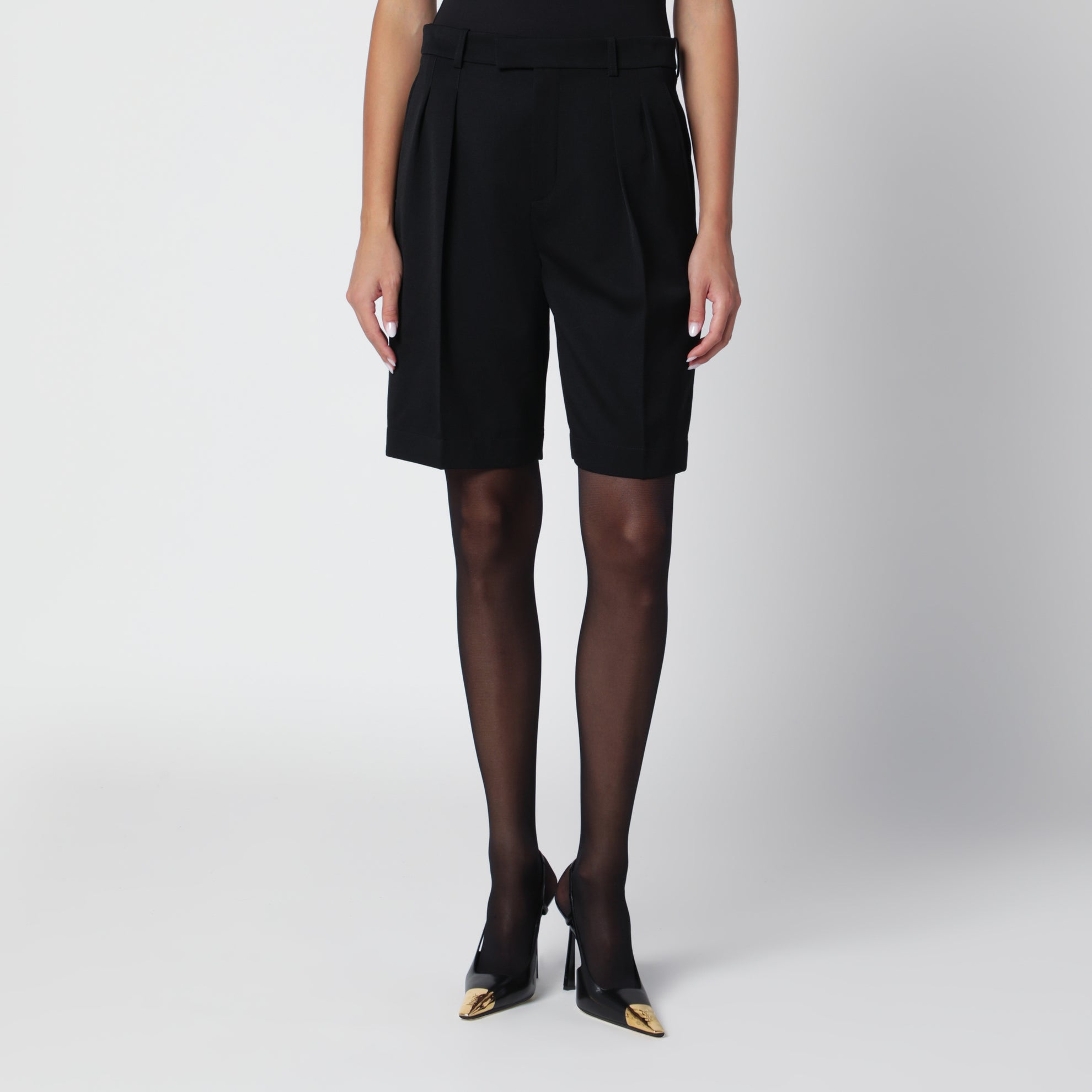 Tailored black wool Bermuda shorts
