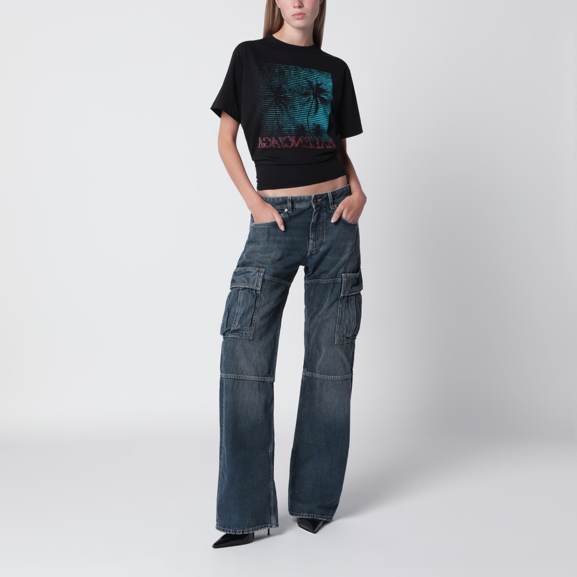 Schwarzes Cropped-T-Shirt mit Logo-Print