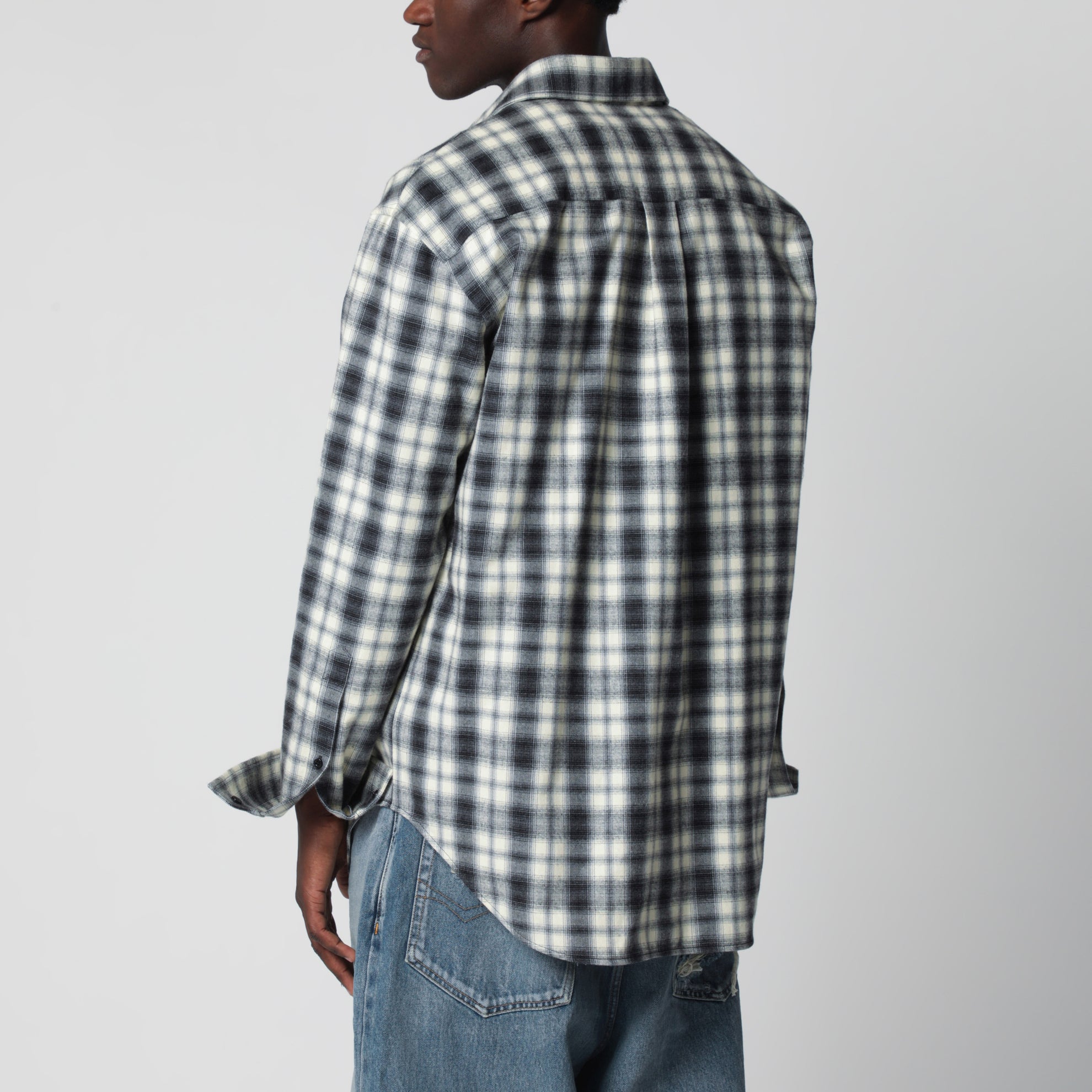 Camicia regular fit in flanella a quadri bianco/nero